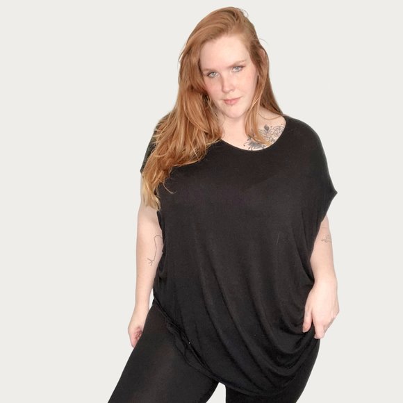 Love Kuza Tops - Love Kuza Oversize Black Tee Lagenlook One Size Top